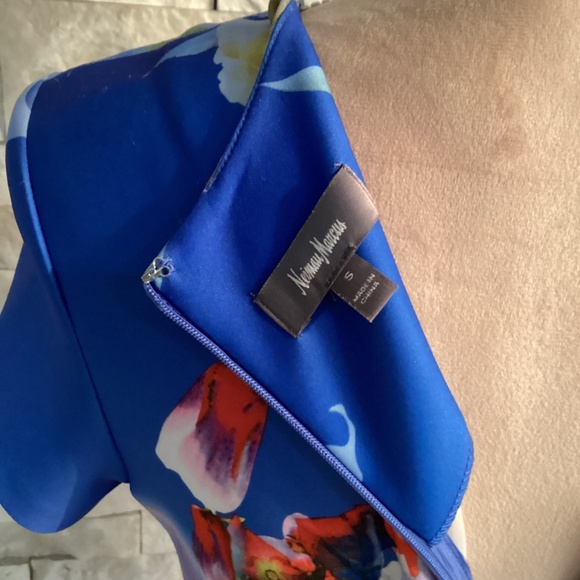 Neiman Marcus Floral Dress - Picture 6 of 6